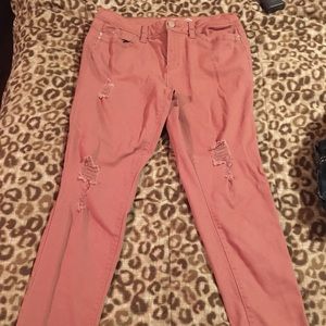 Juniors jeans size 13 equivelant to a womens 10